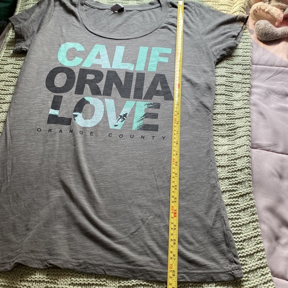 California ladies tshirt - Picture 6 of 6